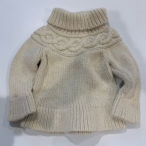 6/$20 GAP Cream Cable Knit Turtleneck Sweater